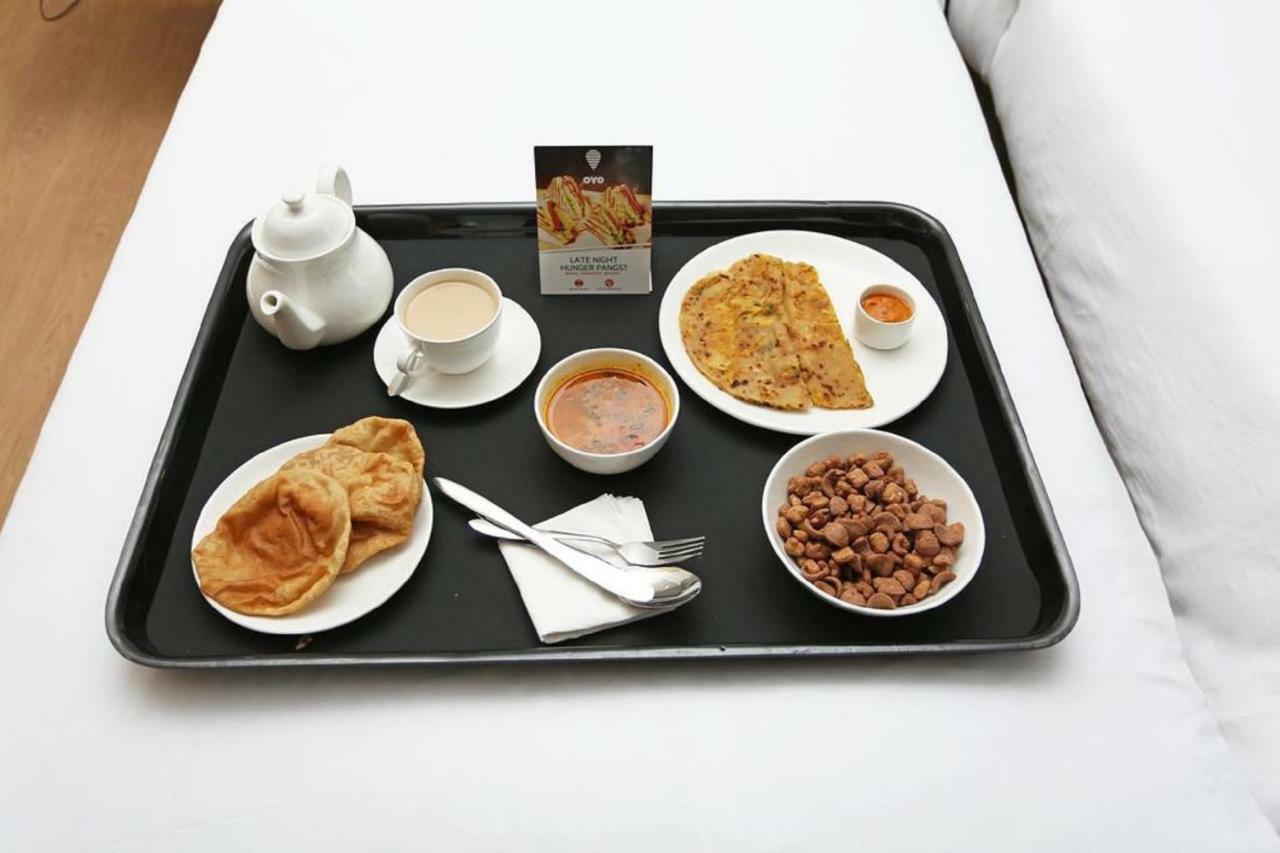 Palette - Hotel Ocean Inn Daman Luaran gambar